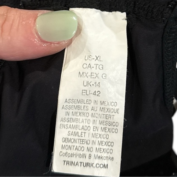 EUC - Trina Turk Recreation Dress - Size XL - black/white - Picture 6 of 7